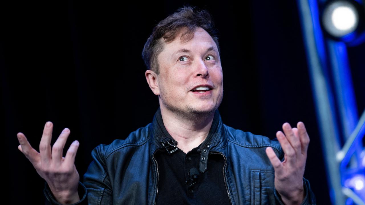 ELON MUSK FORBES'UN YILLIK MİLYARDERLER LİSTESİNDEKİ BİRİNCİLİĞİNİ KAYBETTİ